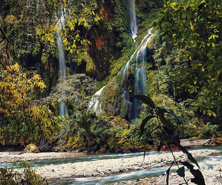 Catarata Derepente Húanuco, Perú